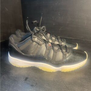 Black and Tan Men's Sneakers